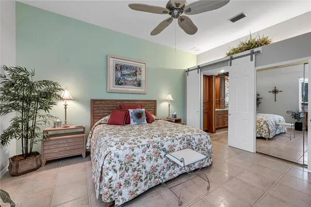 $1,200,000 | 5735 Persimmon Way, Naples, FL 34110