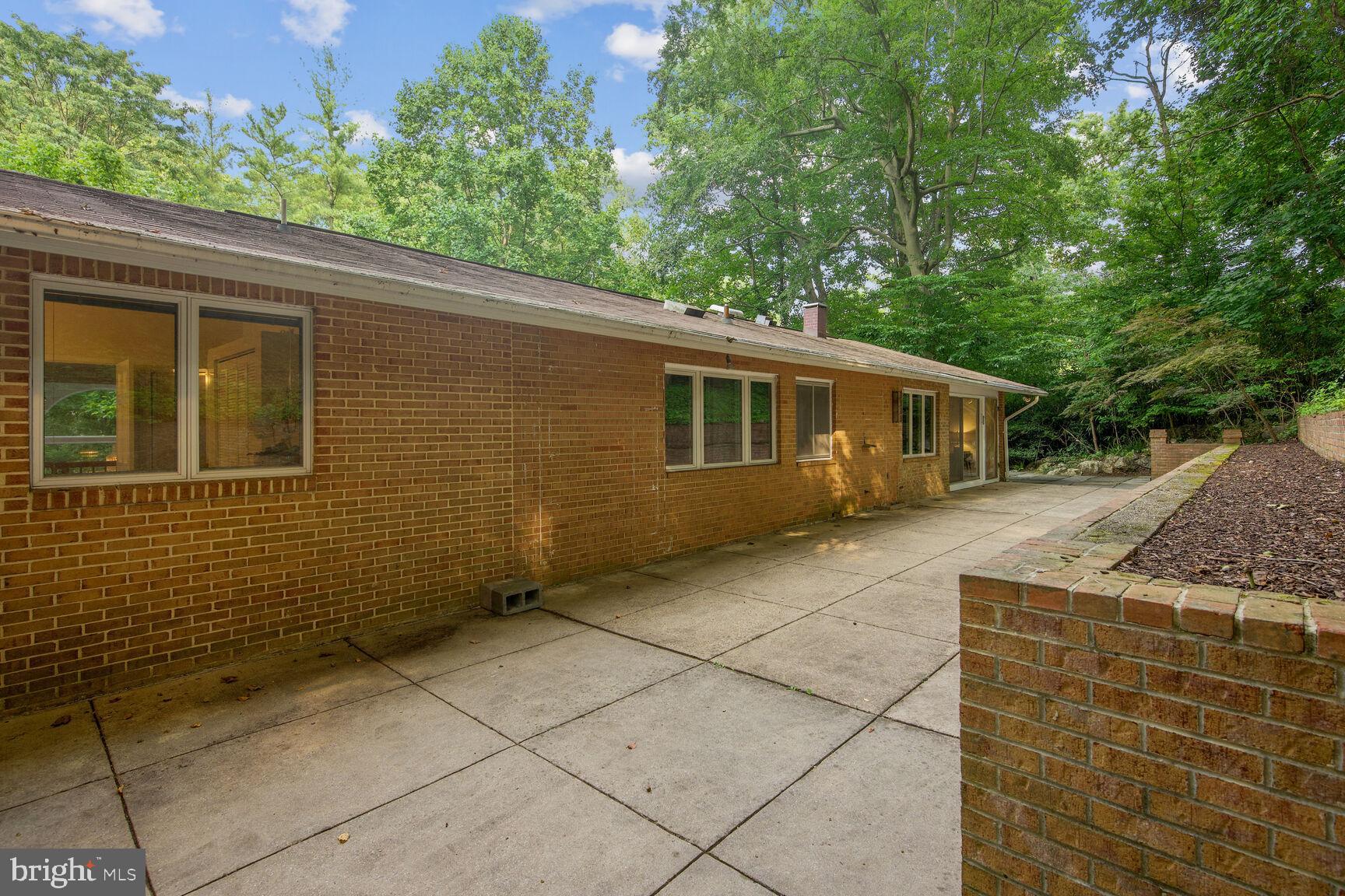 7204 Selkirk Drive Bethesda, MD 20817 - Photo 26 of 49 Alternate View