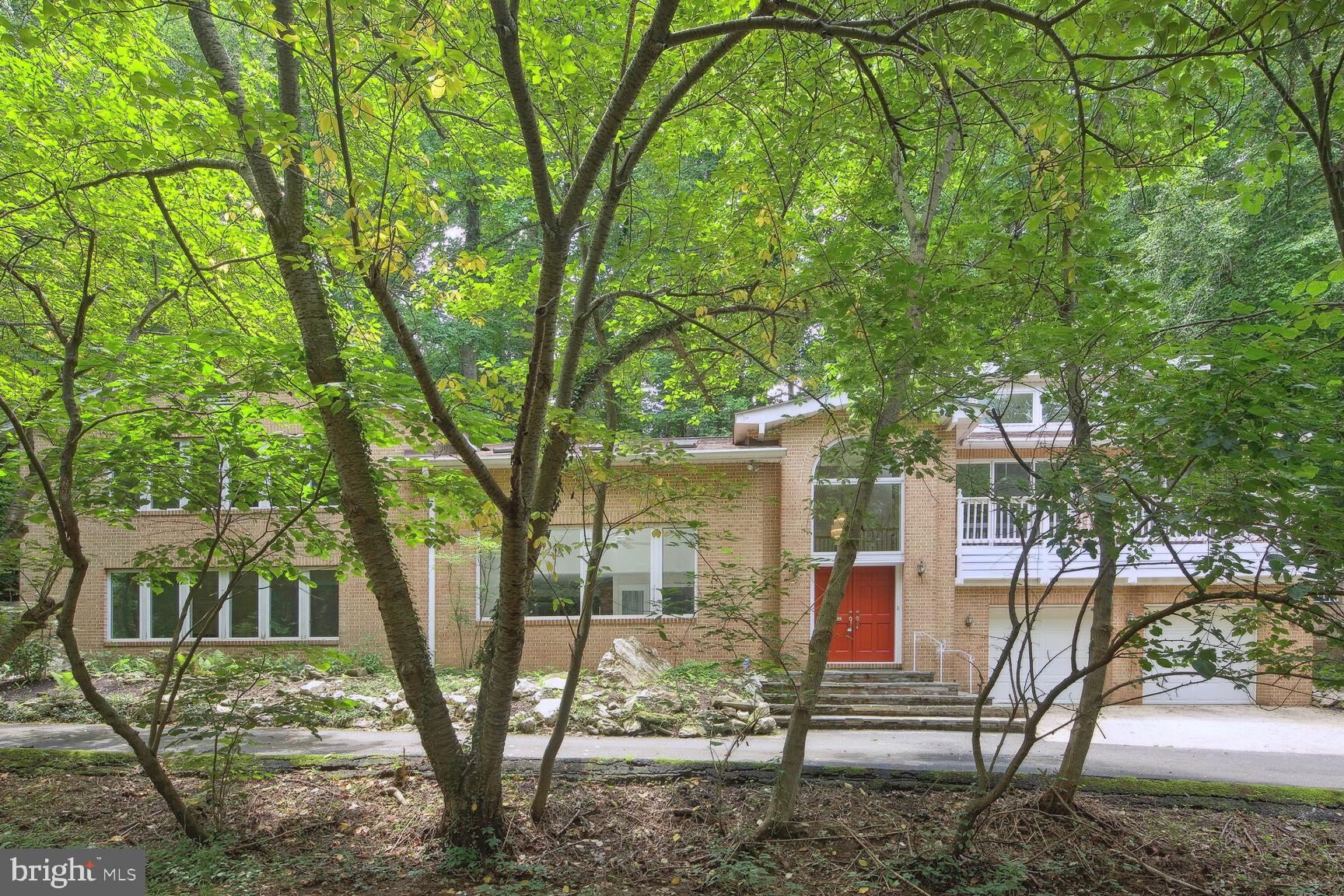 7204 Selkirk Drive Bethesda, MD 20817 - Photo 47 of 49 Private & Serene