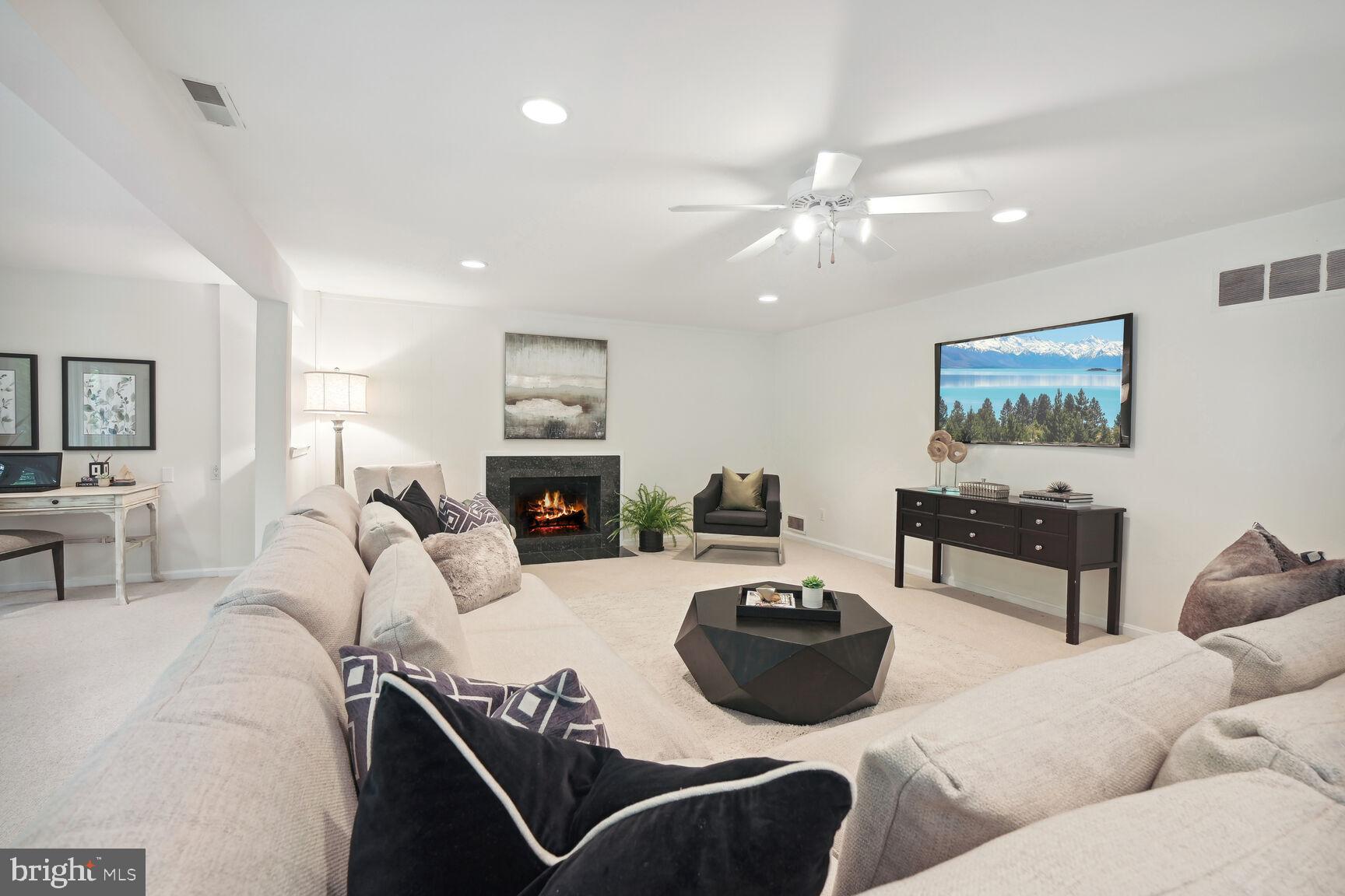 7204 Selkirk Drive Bethesda, MD 20817 - Photo 9 of 49 Family Room Alternate View