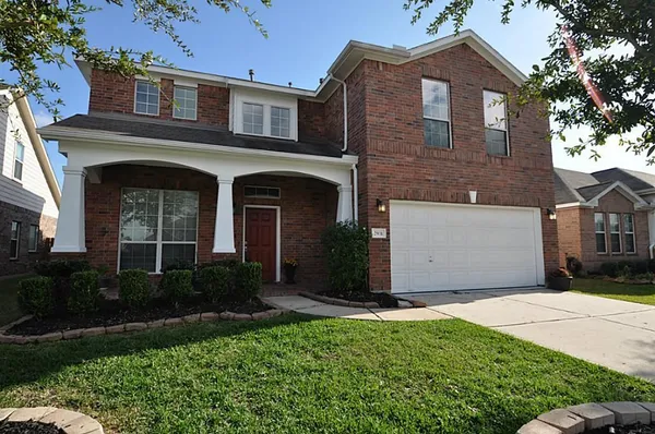 $399,000 | 2931 Silver Landing Lane, Dickinson, TX 77539