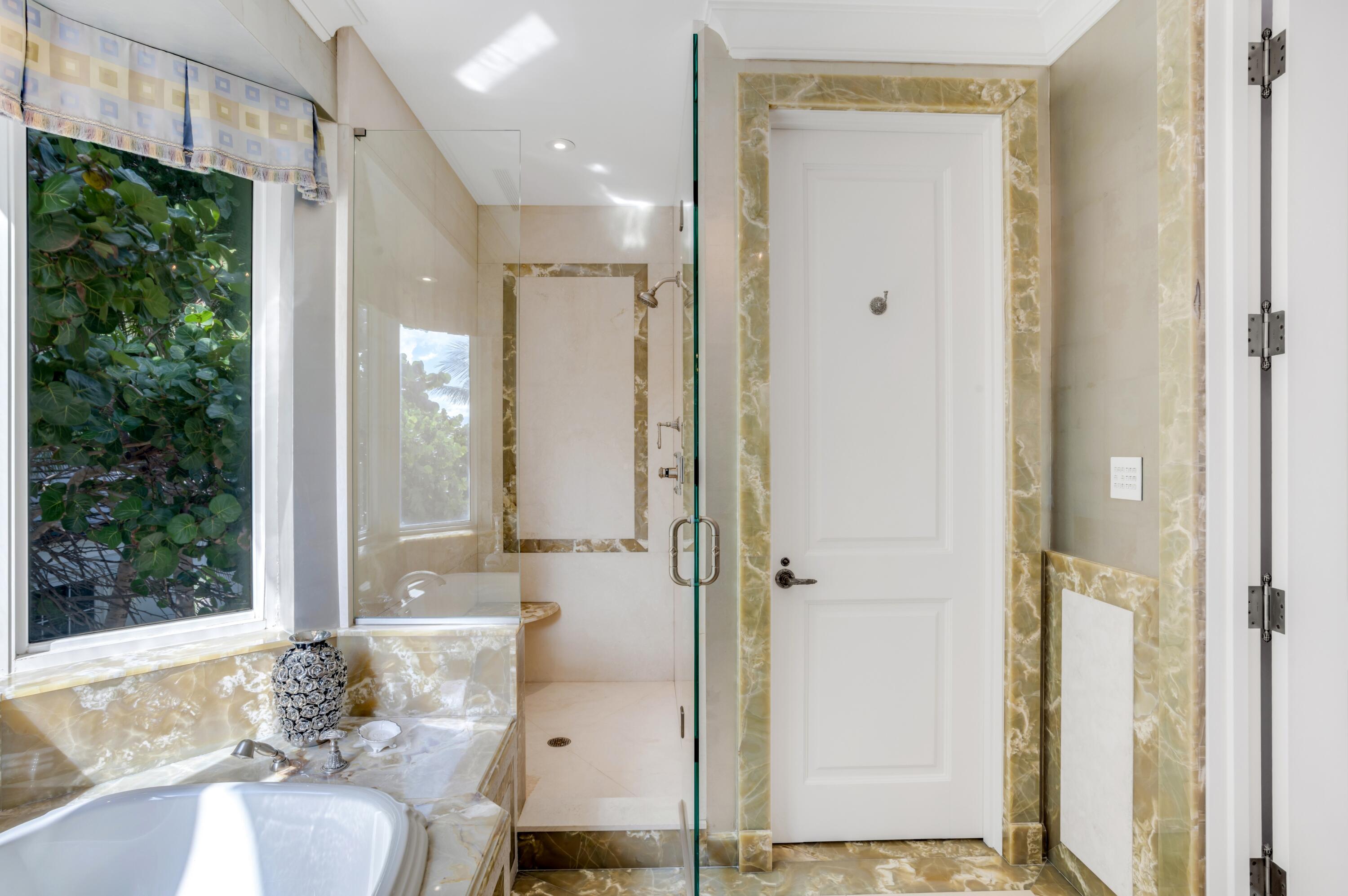 6133 North Ocean Boulevard Ocean Ridge, FL 33435 - Photo 40 of 64 dash_PRIMARY_BATHROOM_STRAIGHT_3_EB