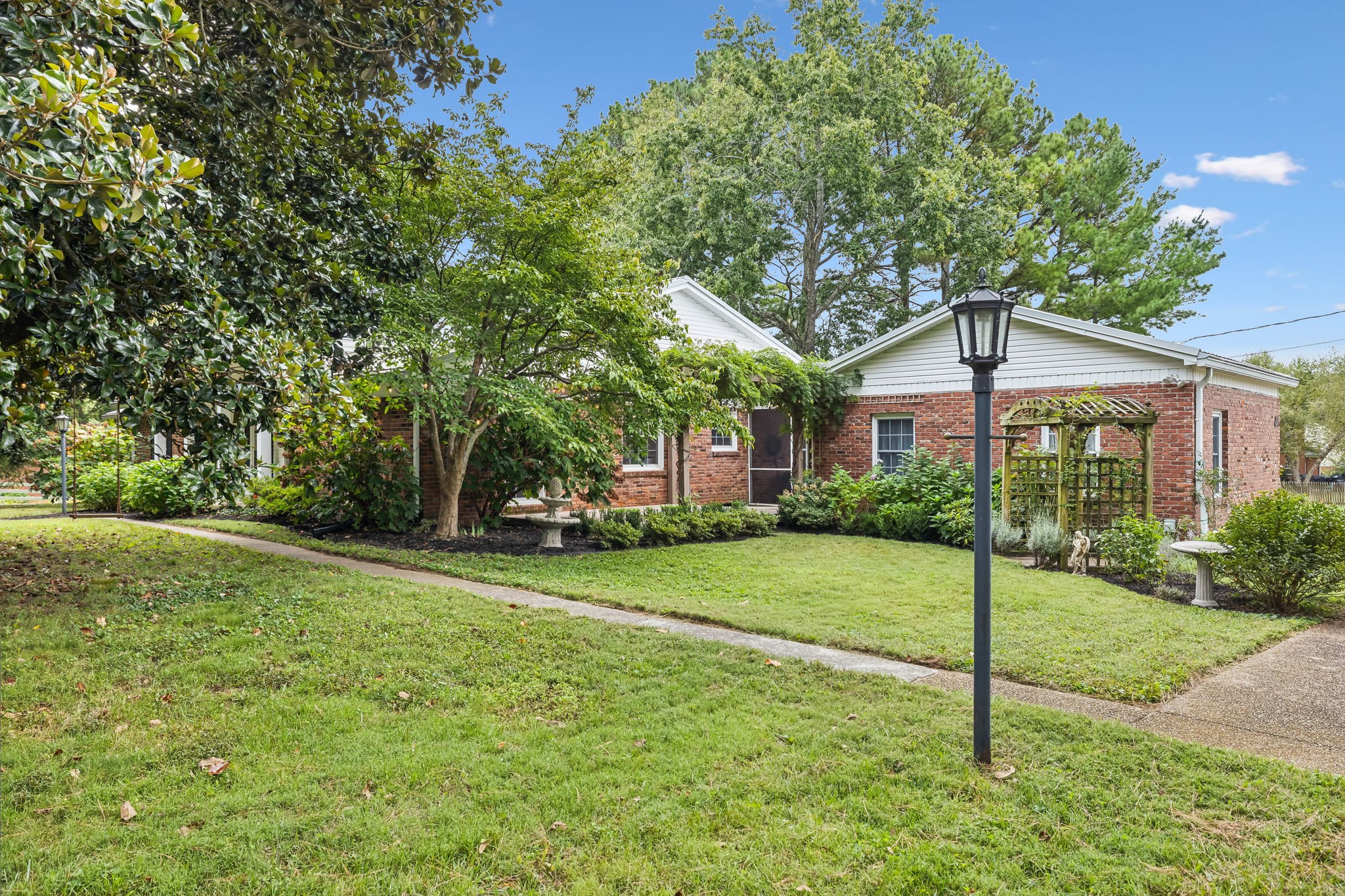 2641 Buckner Road Thompson's Station, TN 37179 - Photo 16 of 98