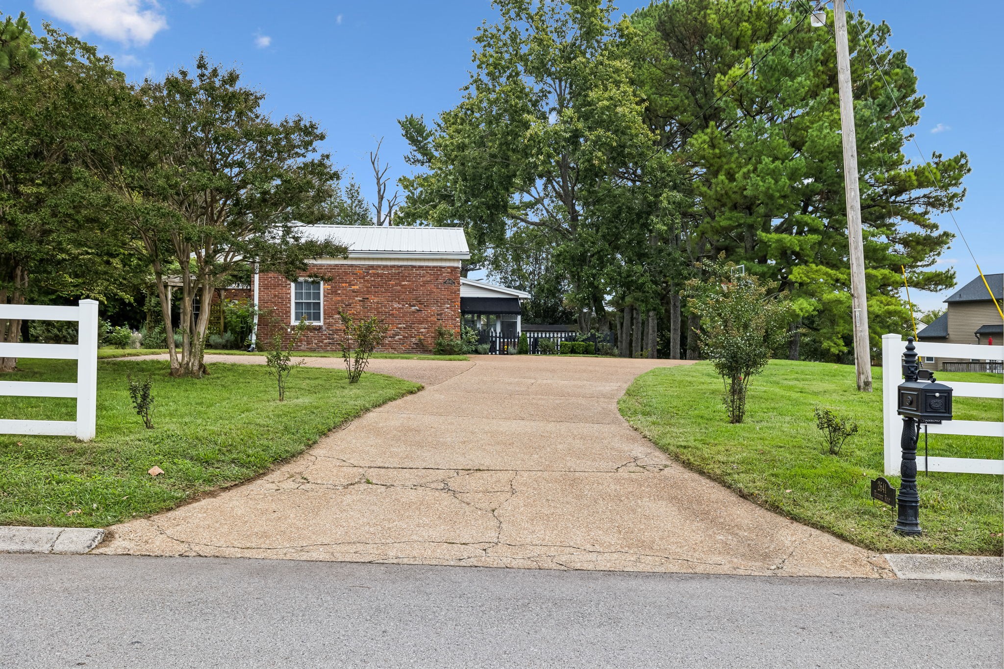 2641 Buckner Road Thompson's Station, TN 37179 - Photo 22 of 98