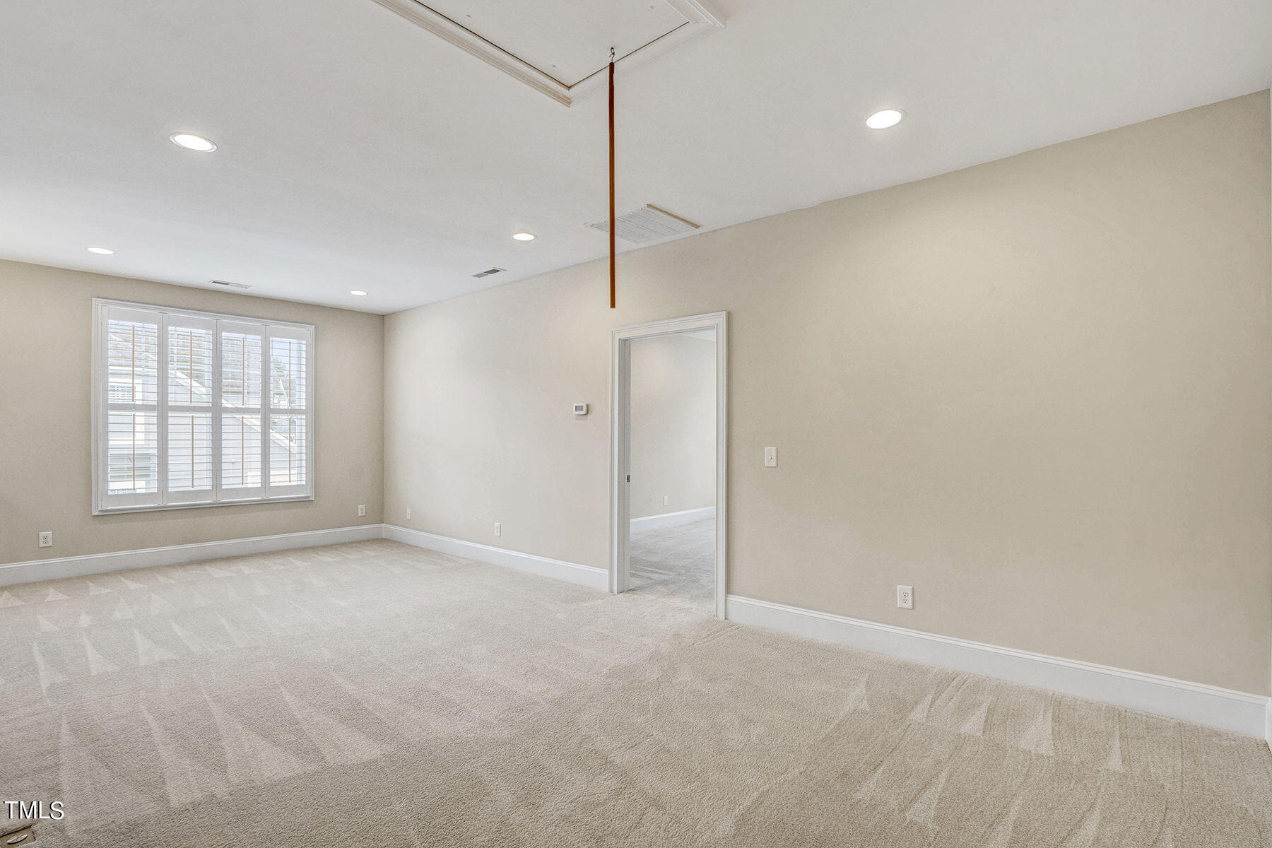 513 Deodar Lane Raleigh, NC 27608 - Photo 24 of 35 25-web-or-mls-513 Deodar Ln-24