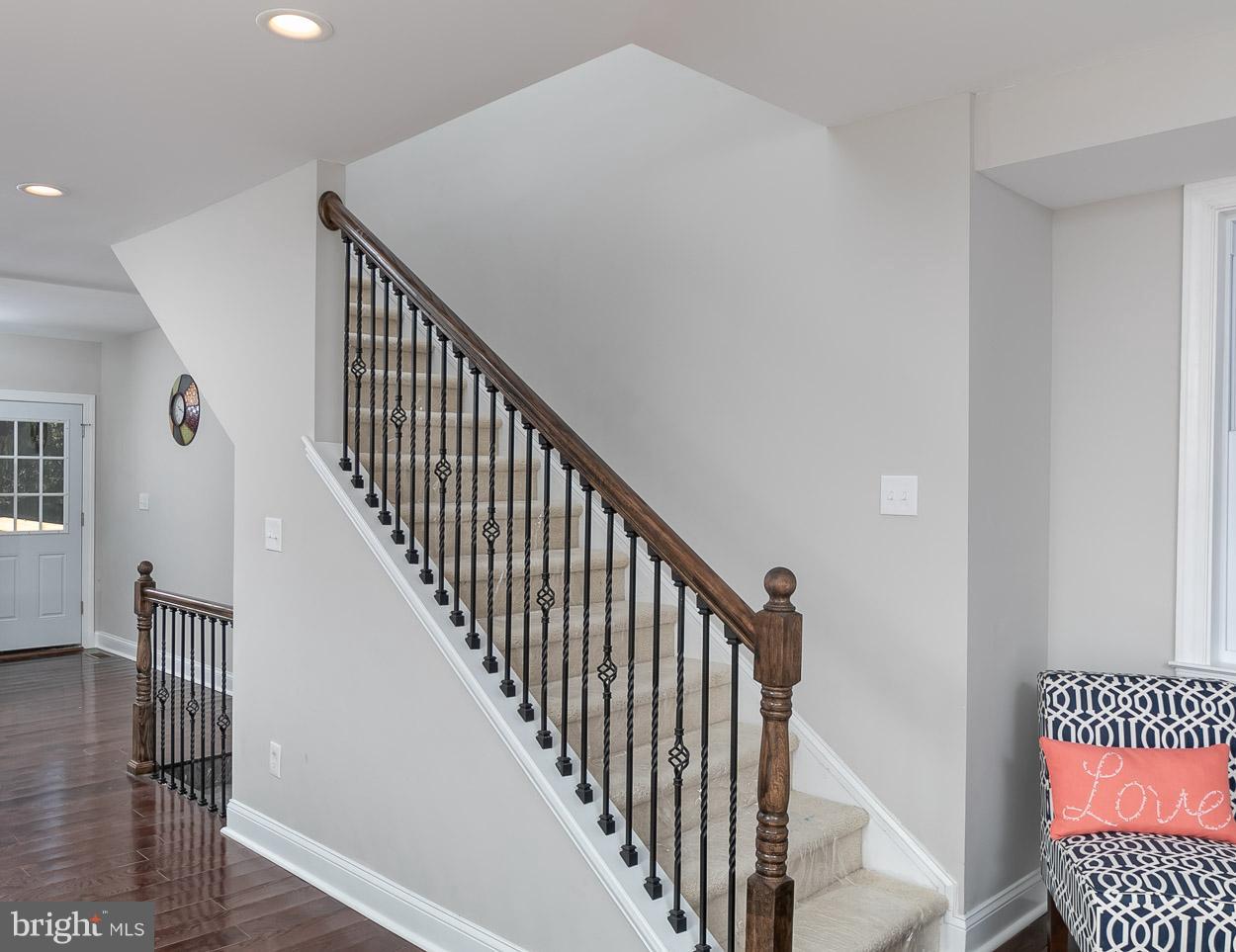 5606 Plymouth Road Baltimore, MD 21214 - Photo 12 of 36 Stairs