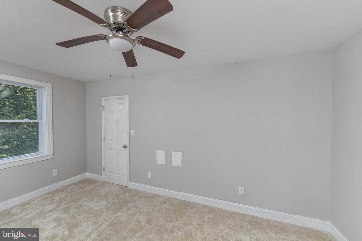 5606 Plymouth Road Baltimore, MD 21214 - Photo 18 of 36 Bedroom