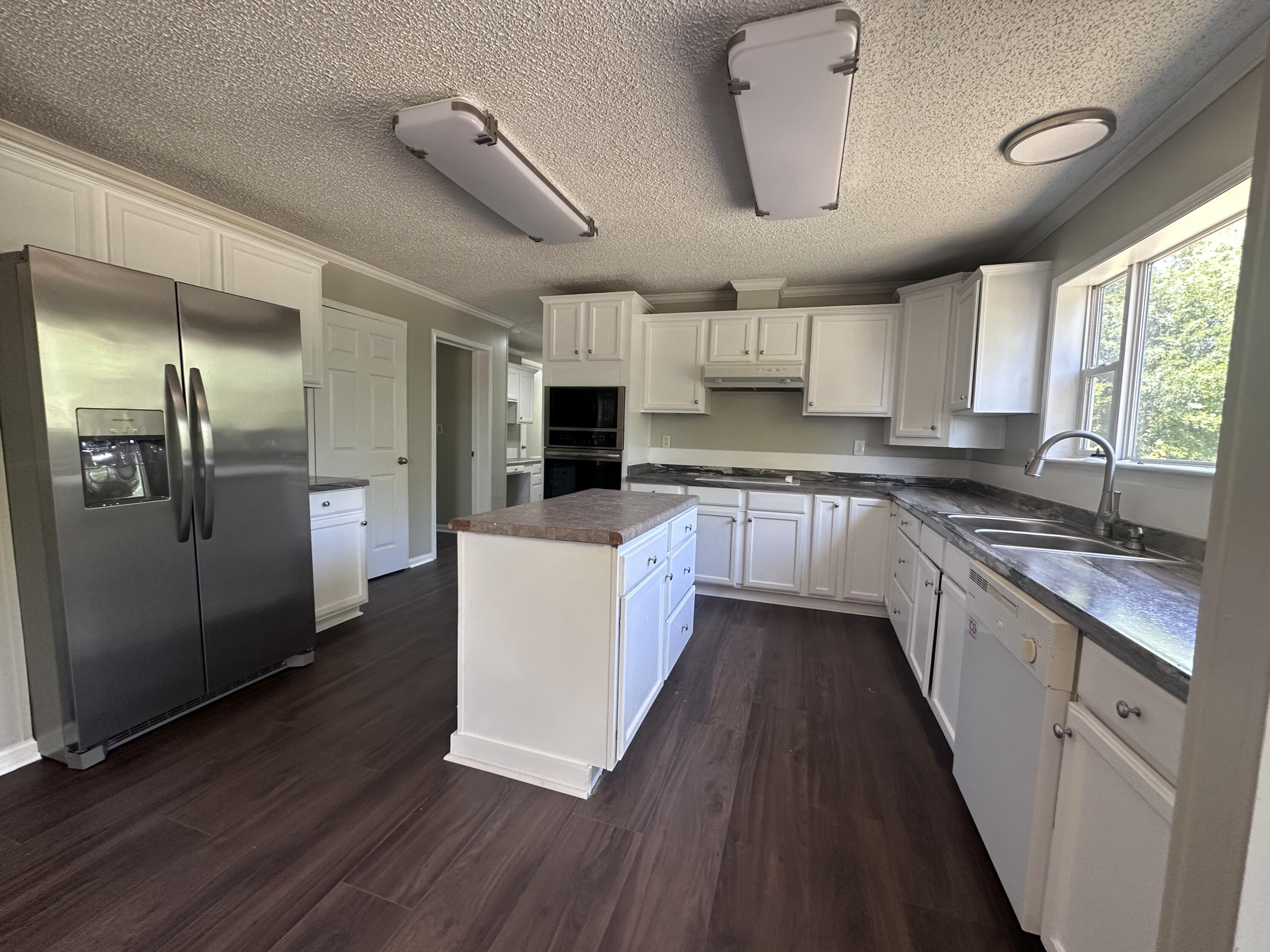 4065 Ruffin Road Hephzibah, GA 30815 - Photo 4 of 28 IMG_3927