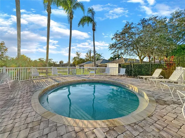 $1,350 | 11102 Indian Creek Drive, Kissimmee, FL 34759