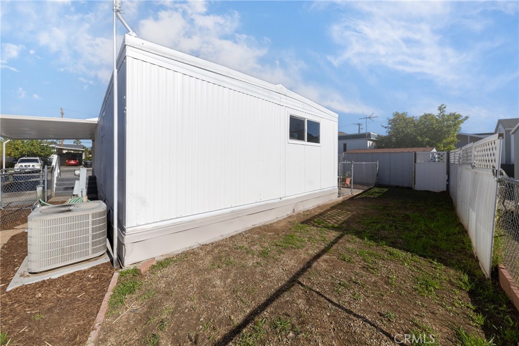 65 Round Table Drive, Unit 65 Riverside, CA 92507 - Photo 6 of 36 a view of a backyard
