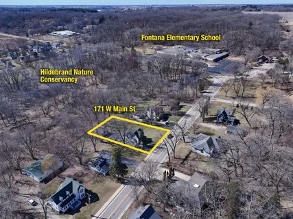 $429,000 | 171 West Main Street, Fontana, WI 53125