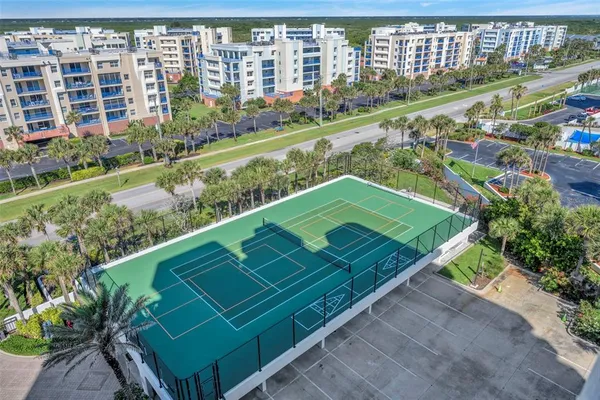 a picture of outdoor space with seating area