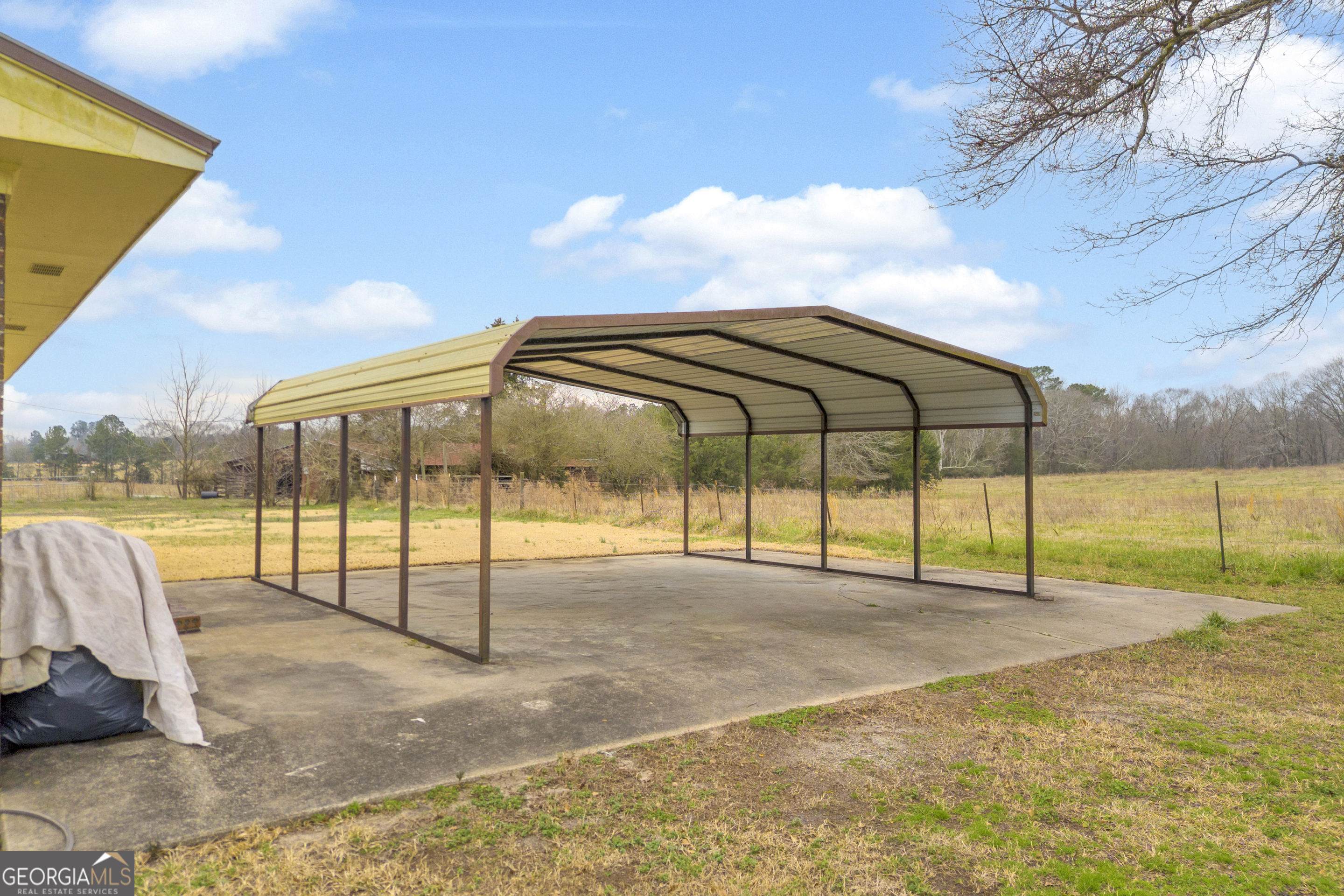 7743 Mt Olivet Road Hartwell, GA 30643 - Photo 31 of 42 a view of swimming pool