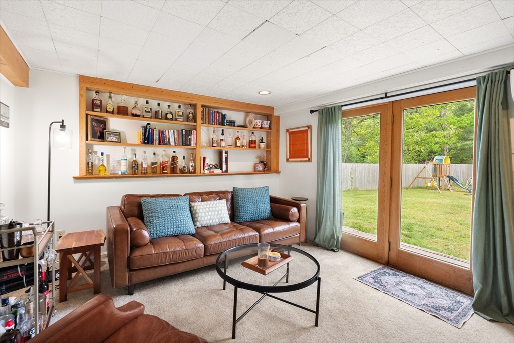 9 Debbies Lane Barnstable, MA 02648 - Photo 16 of 32
