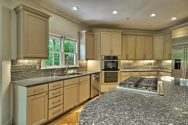 $1,525,000 | 207 Delphi Hills Lane, McCaysville, GA 30555