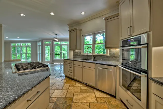 $1,525,000 | 207 Delphi Hills Lane, McCaysville, GA 30555