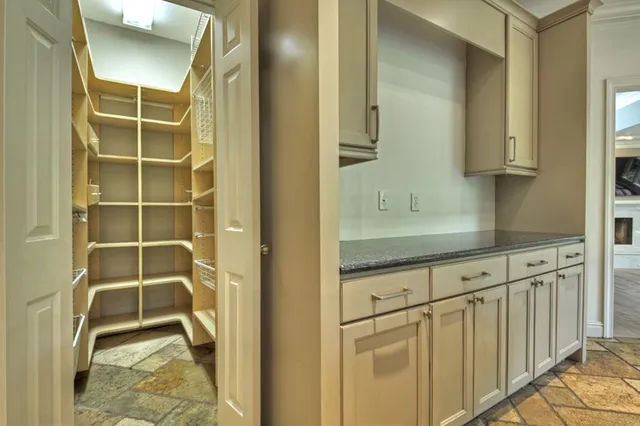 $1,525,000 | 207 Delphi Hills Lane, McCaysville, GA 30555