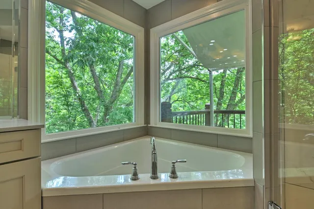 $1,525,000 | 207 Delphi Hills Lane, McCaysville, GA 30555