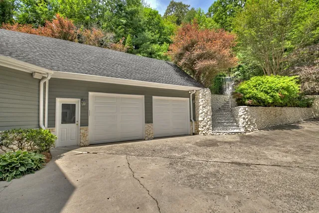 $1,525,000 | 207 Delphi Hills Lane, McCaysville, GA 30555