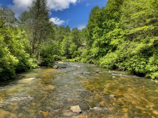 $1,525,000 | 207 Delphi Hills Lane, McCaysville, GA 30555