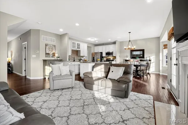 $429,900 | 17054 Cambury Lane, Wildwood, MO 63040