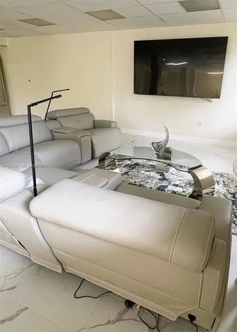 a en suite bathroom with a toilet