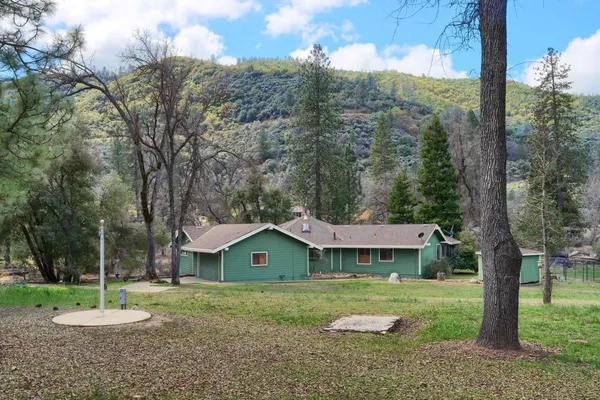 $1,200,000 | 40957 Shandee Lane, Ahwahnee, CA 93601