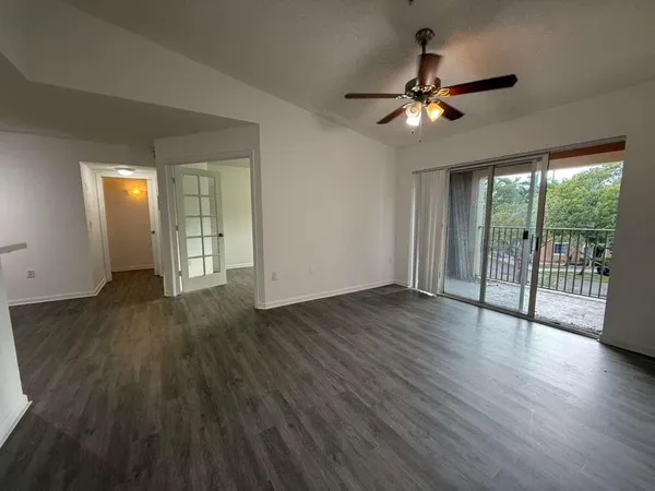 $1,650 | 4844 Highway 7, Unit 305, Coconut Creek, FL 33073