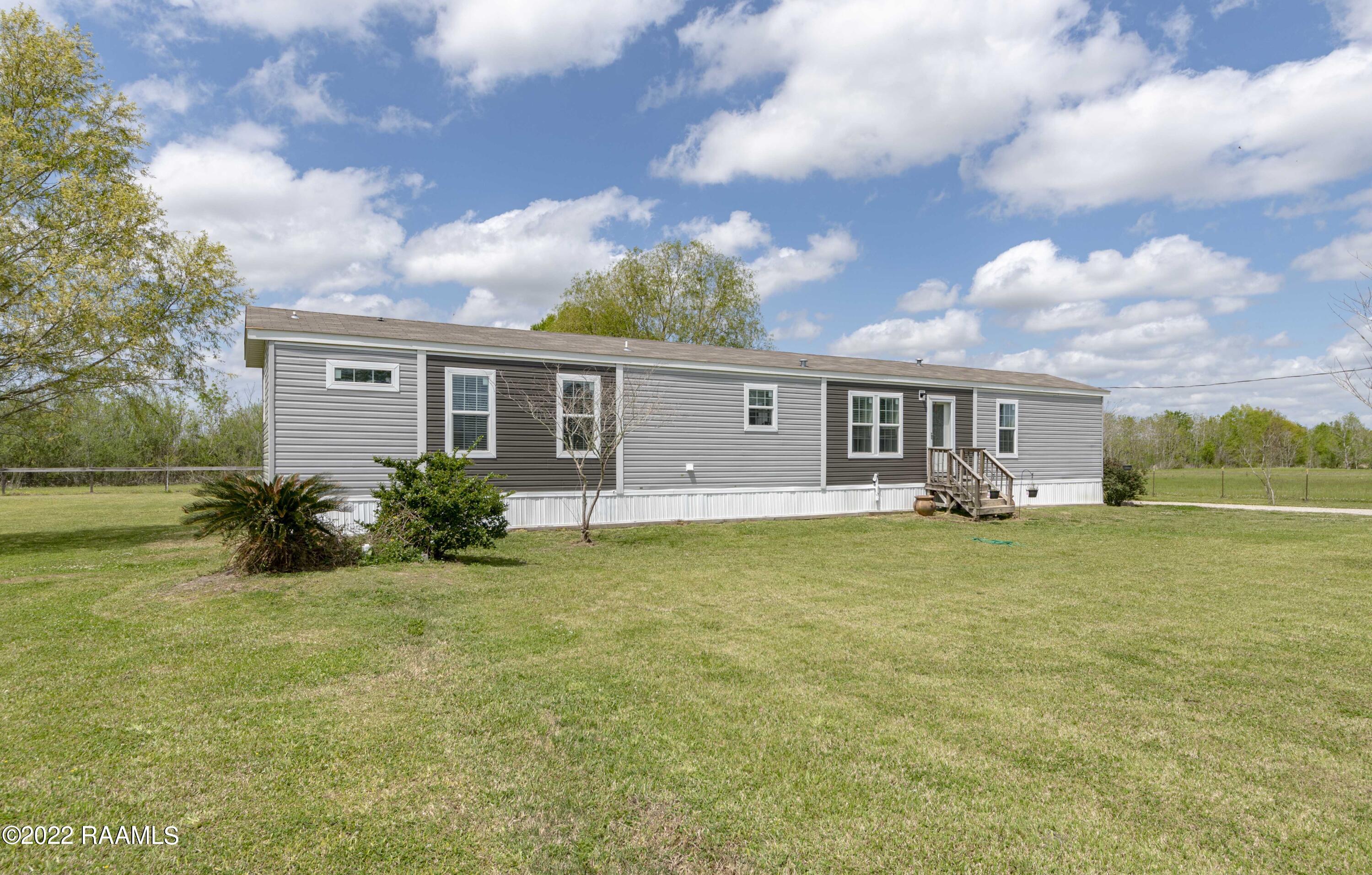 227 Louis Baer Road Scott, LA 70583 - Photo 2 of 35 Front 1