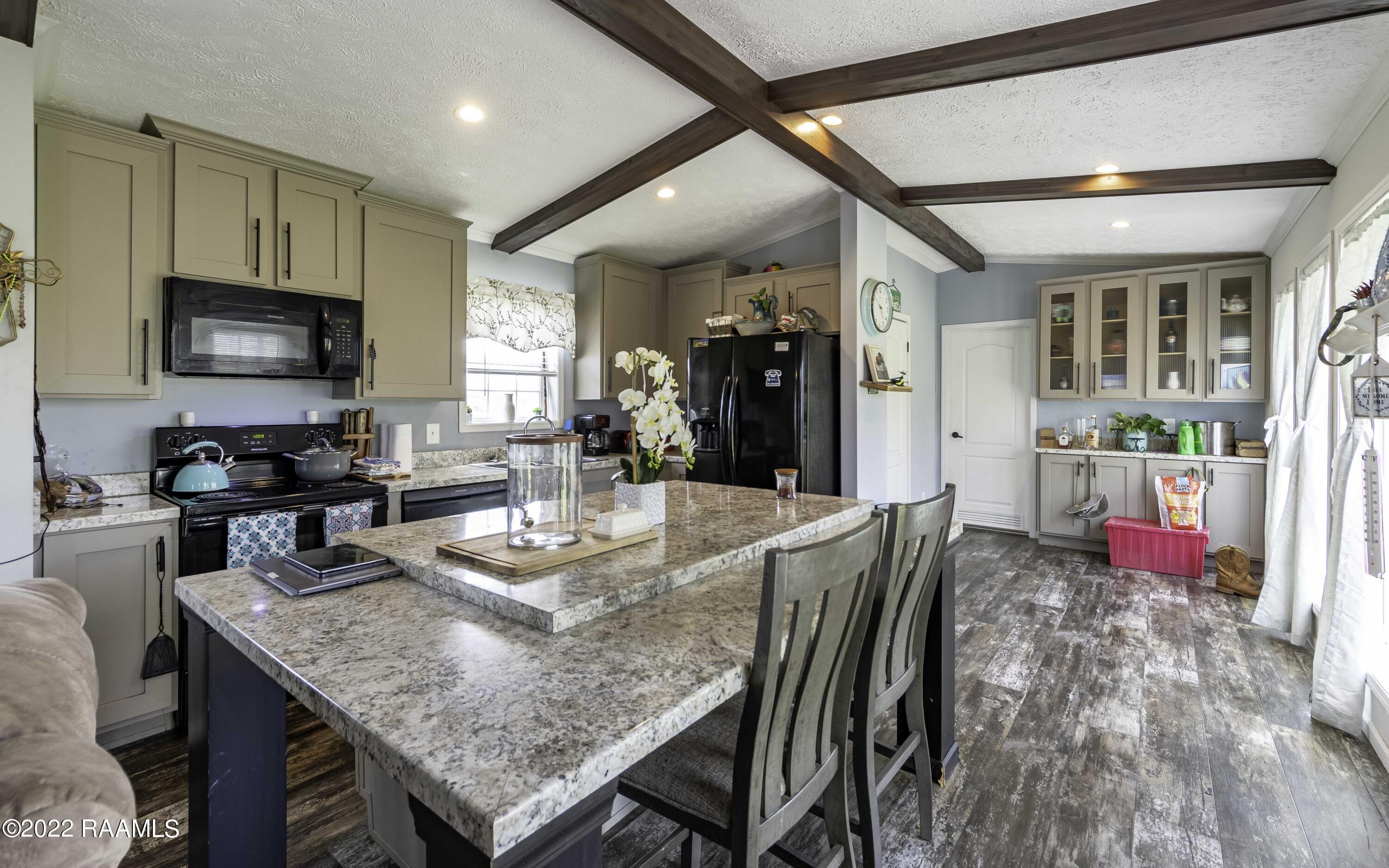 227 Louis Baer Road Scott, LA 70583 - Photo 6 of 35 Kitchen 2