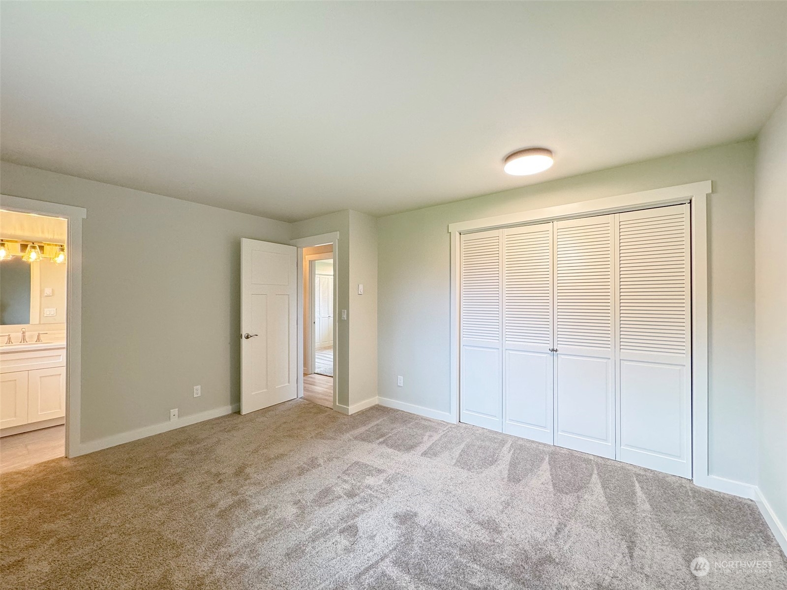 218 North Matriotti Avenue Sequim, WA 98382 - Photo 26 of 40 a view of an empty room and window