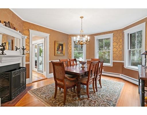 858 Webster Street Needham, MA 02492 - Photo 5 of 19 Gallery Image 5