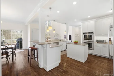 $1,949,000 | 5 Morning View Court, Chappaqua, NY 10514