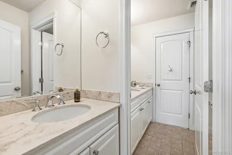 $1,949,000 | 5 Morning View Court, Chappaqua, NY 10514