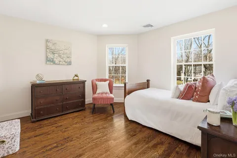 $1,949,000 | 5 Morning View Court, Chappaqua, NY 10514