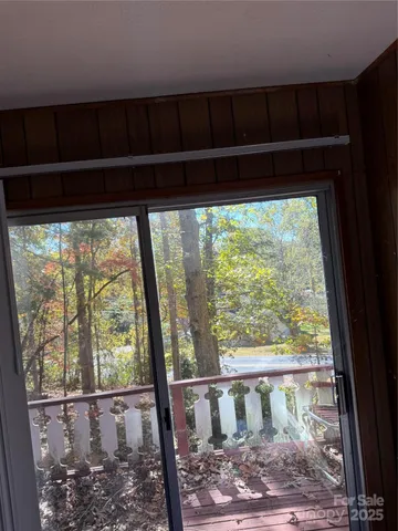 $175,000 | 202 Lyndhurst Drive, Hendersonville, NC 28791