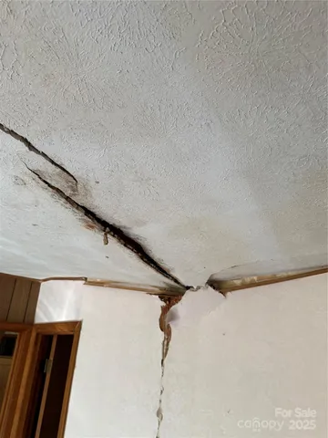 $175,000 | 202 Lyndhurst Drive, Hendersonville, NC 28791