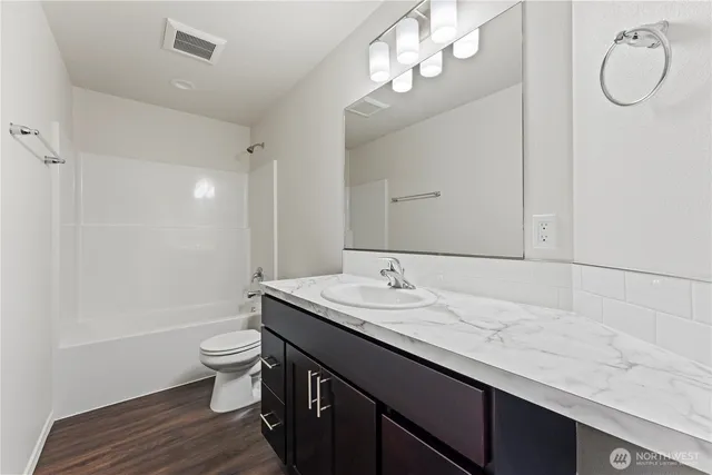 $367,990 | 208 Rattray Drive, Mattawa, WA 99349