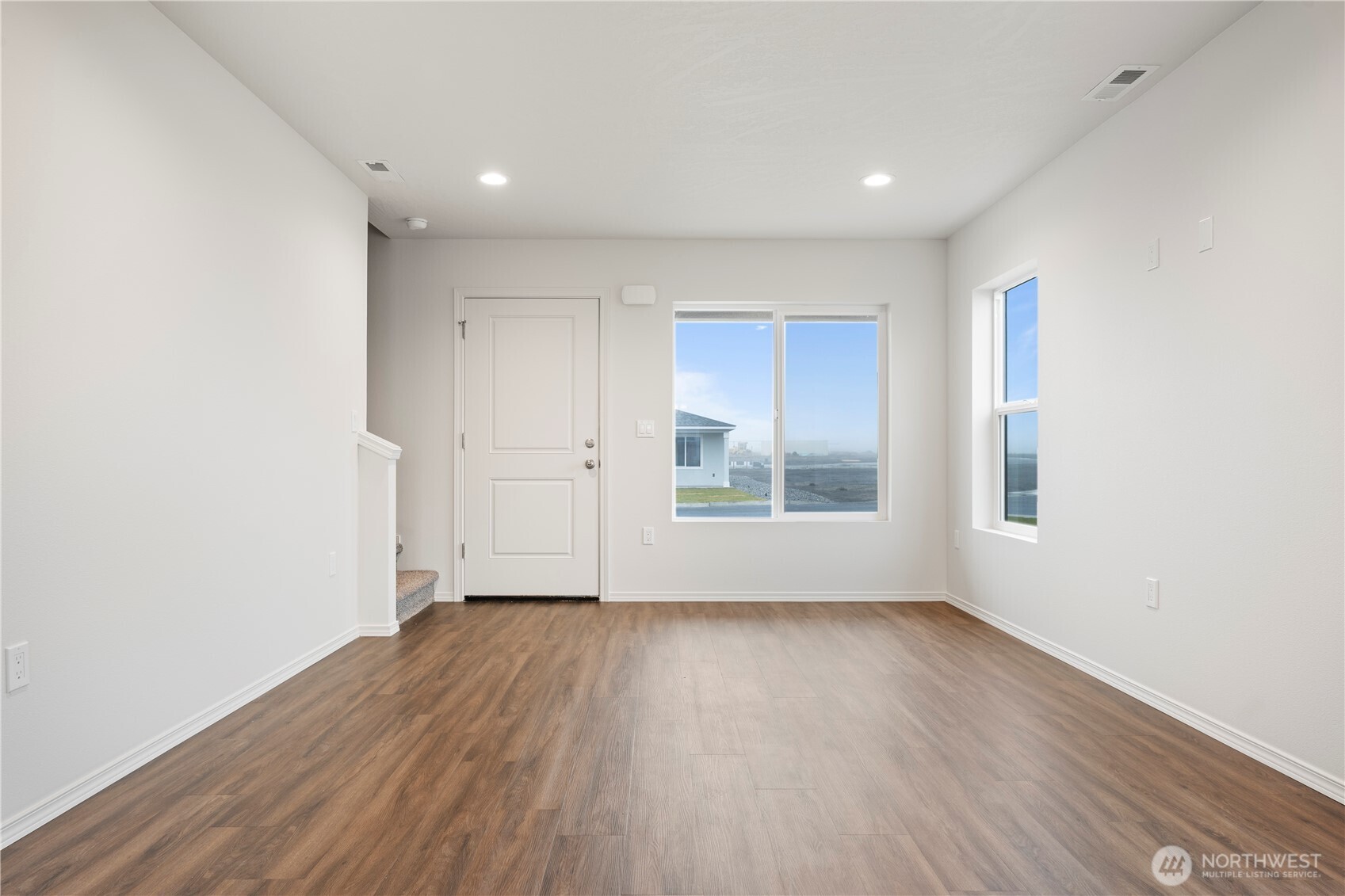 208 Rattray Drive Mattawa, WA 99349 - Photo 4 of 26