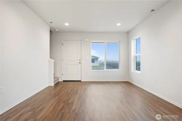 $367,990 | 208 Rattray Drive, Mattawa, WA 99349