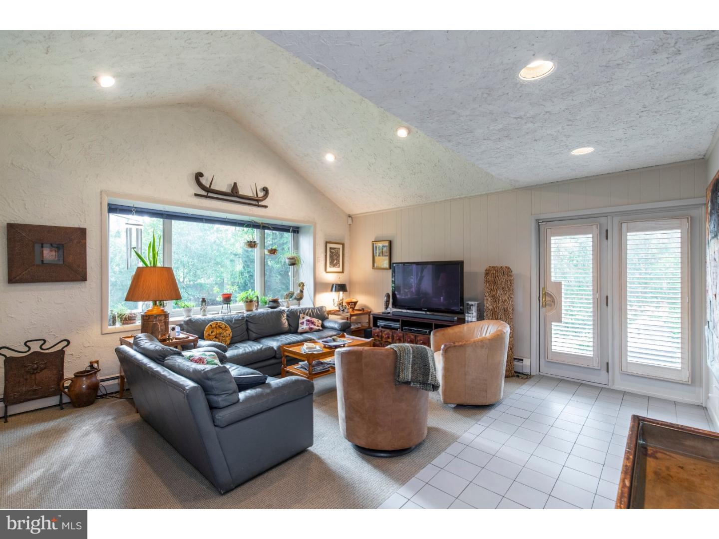 316 Calvert Road Merion Station, PA 19066 - Photo 12 of 25 Family Room