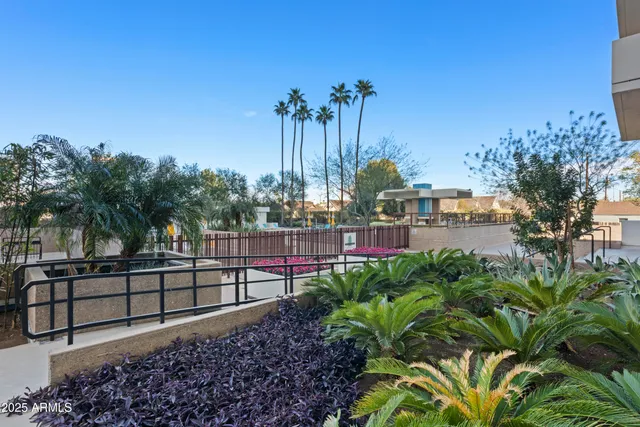 $650,000 | 2323 North Central Avenue, Unit 1701, Phoenix, AZ 85004