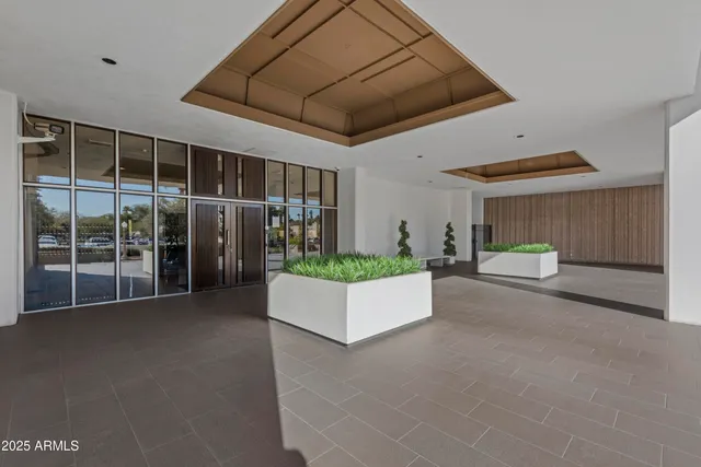 $650,000 | 2323 North Central Avenue, Unit 1701, Phoenix, AZ 85004