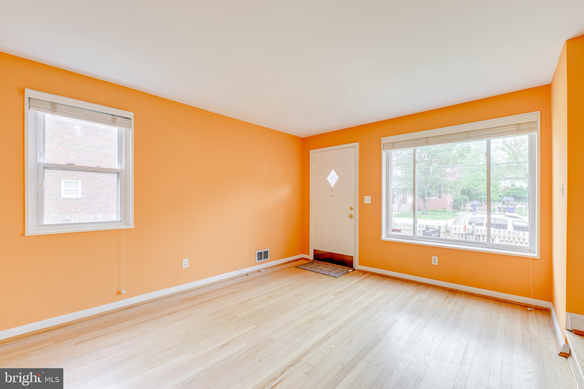 3206 13th Road South Arlington, VA 22204 - Photo 16 of 35