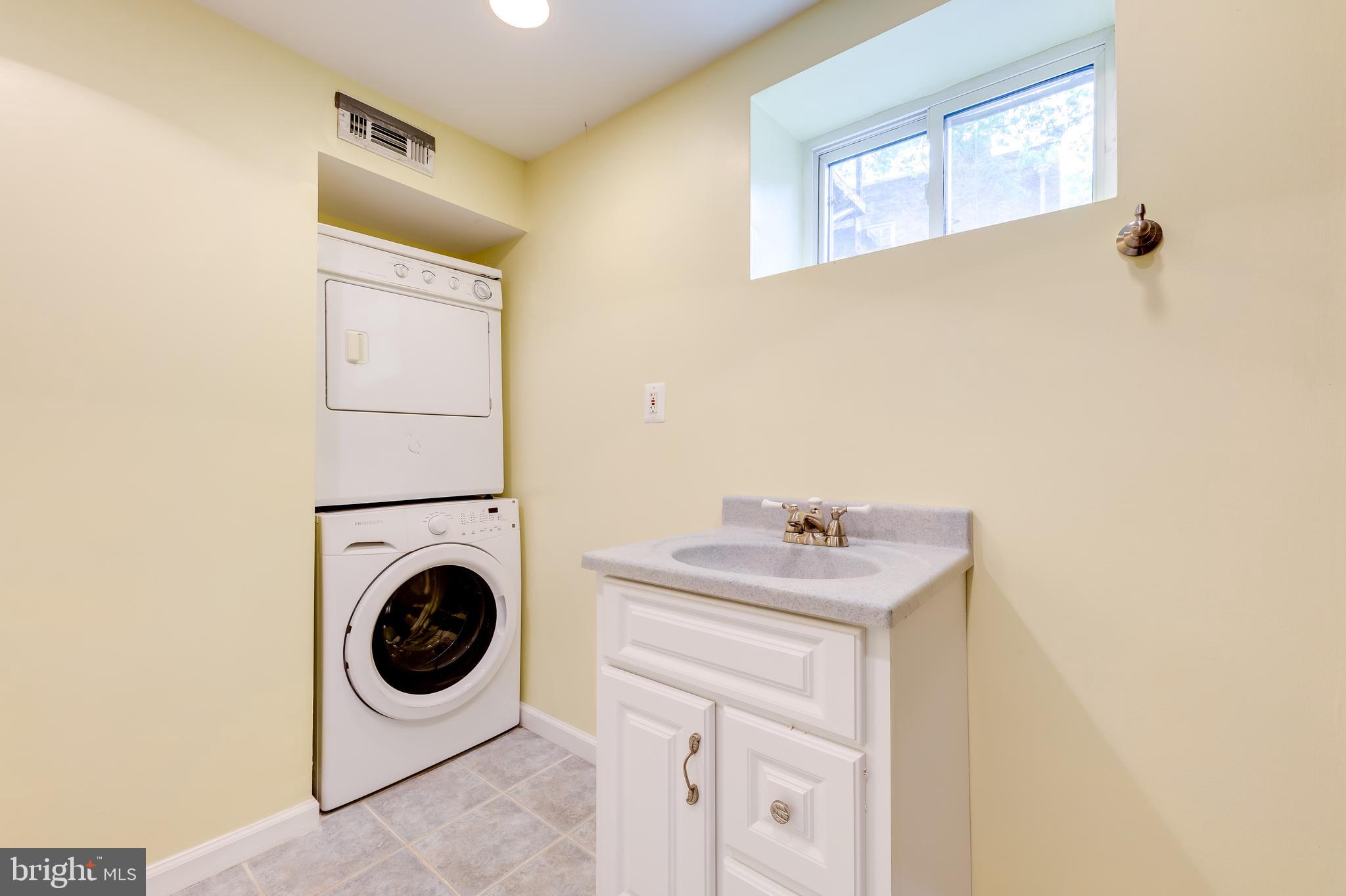 3206 13th Road South Arlington, VA 22204 - Photo 30 of 35