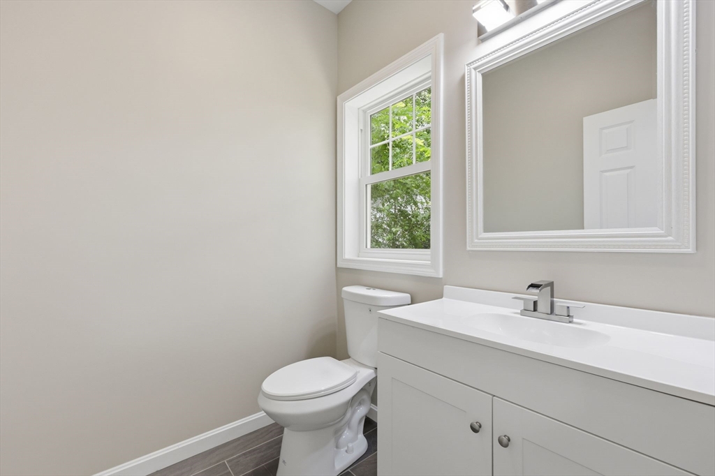 30 Goldenrod Street Springfield, MA 01109 - Photo 21 of 38