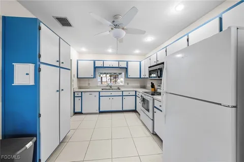 $154,000 | 15448 Admiralty Circle, Unit 8, North Fort Myers, FL 33917