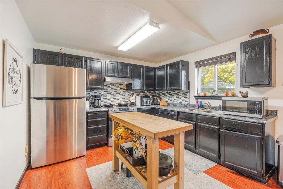 1547 Southwest 33rd Street Redmond, OR 97756 - Photo 16 of 33 12-1547 SW 33rd St -16