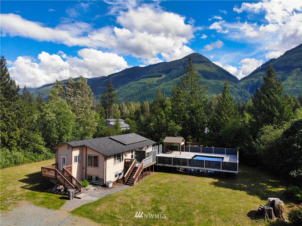8485 Lusk Road Concrete, WA 98237 - Photo 1 of 27 Gallery Image 1