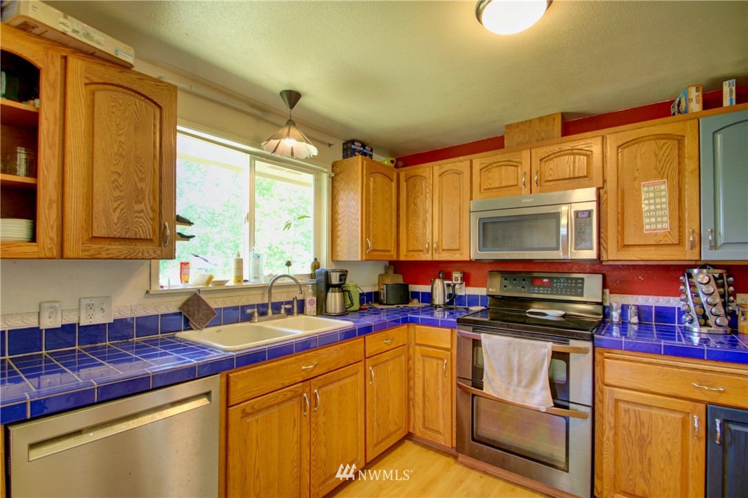 8485 Lusk Road Concrete, WA 98237 - Photo 6 of 27 Gallery Image 6